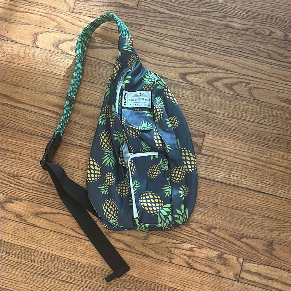 Kavu Pineapple Print Rope Sling Bag - Gray, yellow  and Green